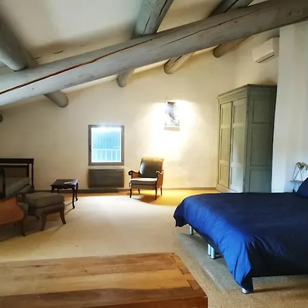 Mas En Provence, En Campagne Avec Piscine. Villa Orange (Vaucluse)